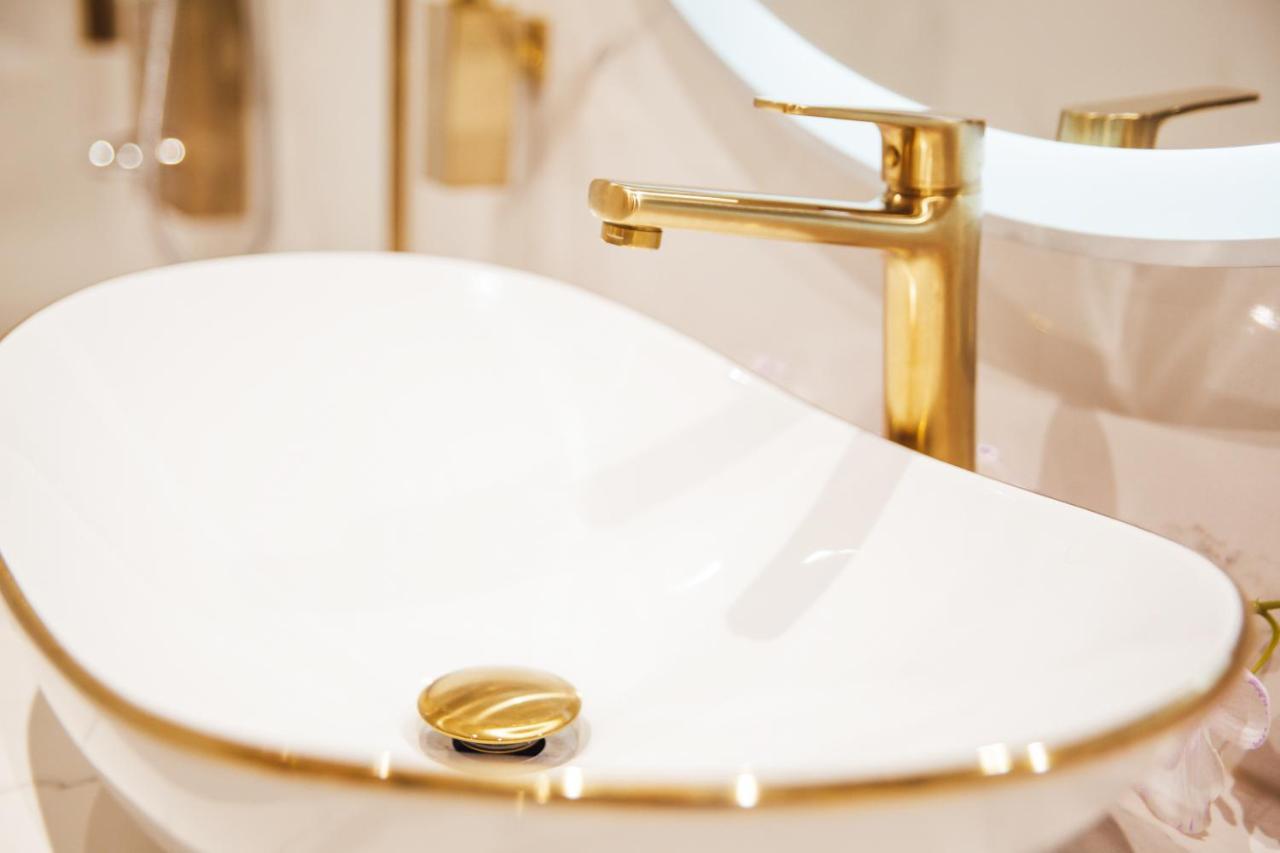 La Suite 176 - Piscine Privee, Spa, Hammam A 랭스 외부 사진