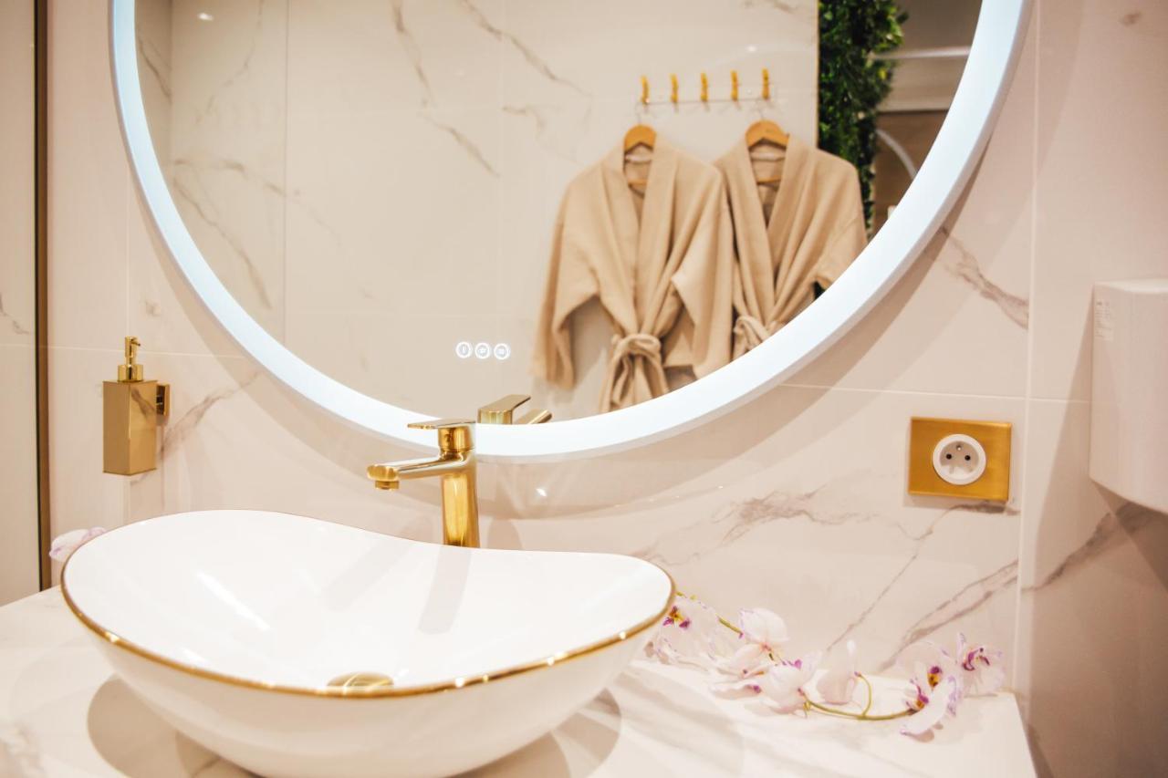 La Suite 176 - Piscine Privee, Spa, Hammam A 랭스 외부 사진